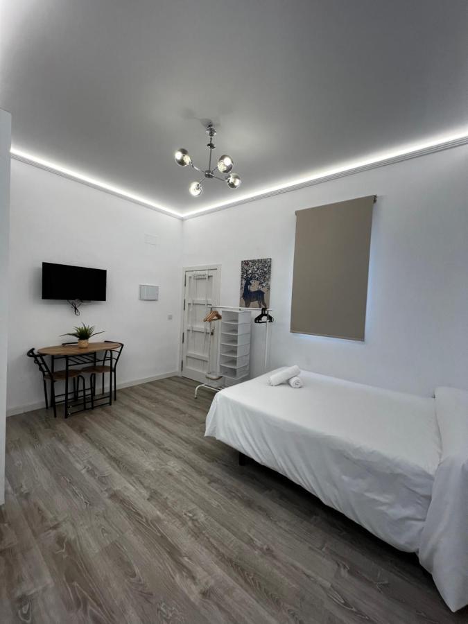 Almendros - Free Parking Cordoba